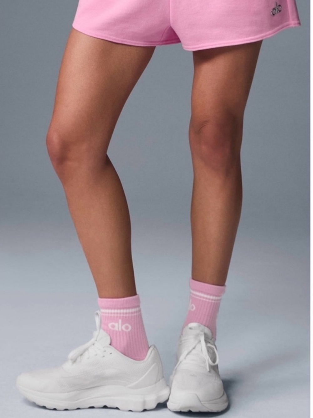 Alo Yoga Unisex Half-Crew Throwback Socks Sweet Pink White Size M NWT*#8